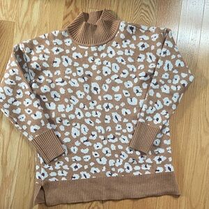 LOFT Camel Leopard Print Shimmer Mock Neck Sweater; Size XS